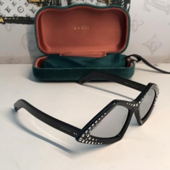 New Authentic Gucci Black Rhinestone Sunglasses. GG0496s 004 main image 4
